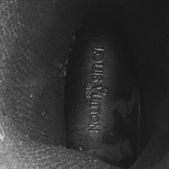 Louis Vuitton Black Monogram Splash High Rain Boots, Size 40 - Picture 10 of 10